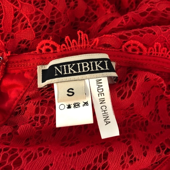 ⚜️ Nikibiki Lace High-Low Cut-Out Waist Maxi Dress ⚜️ - Picture 8 of 9